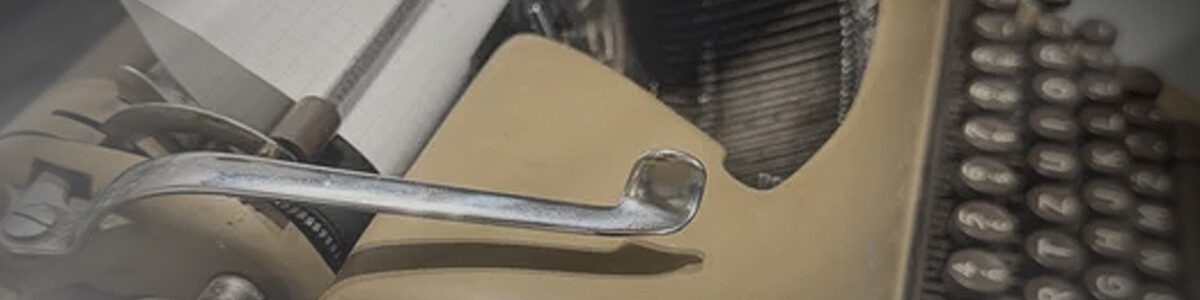 1985-01-01-MUZYKA-06-TEKST-OBRAZ-GRAFIKA-maszyna-do-pisania-Optima