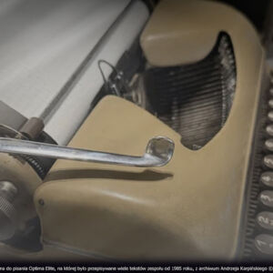 2002 KWIECIEŃ TEKSTY OBRAZY GRAFIKA