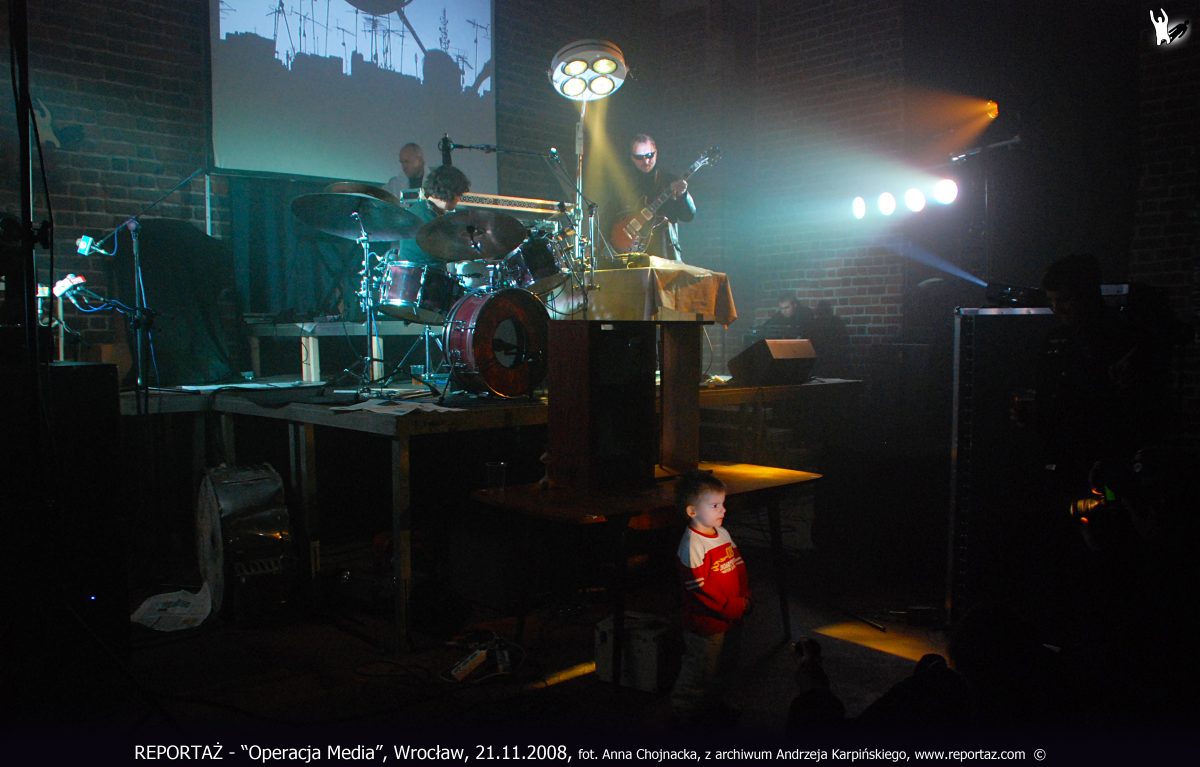 Reportaż, Operacja Media, Sala Gotycka, Wrocław, 2008