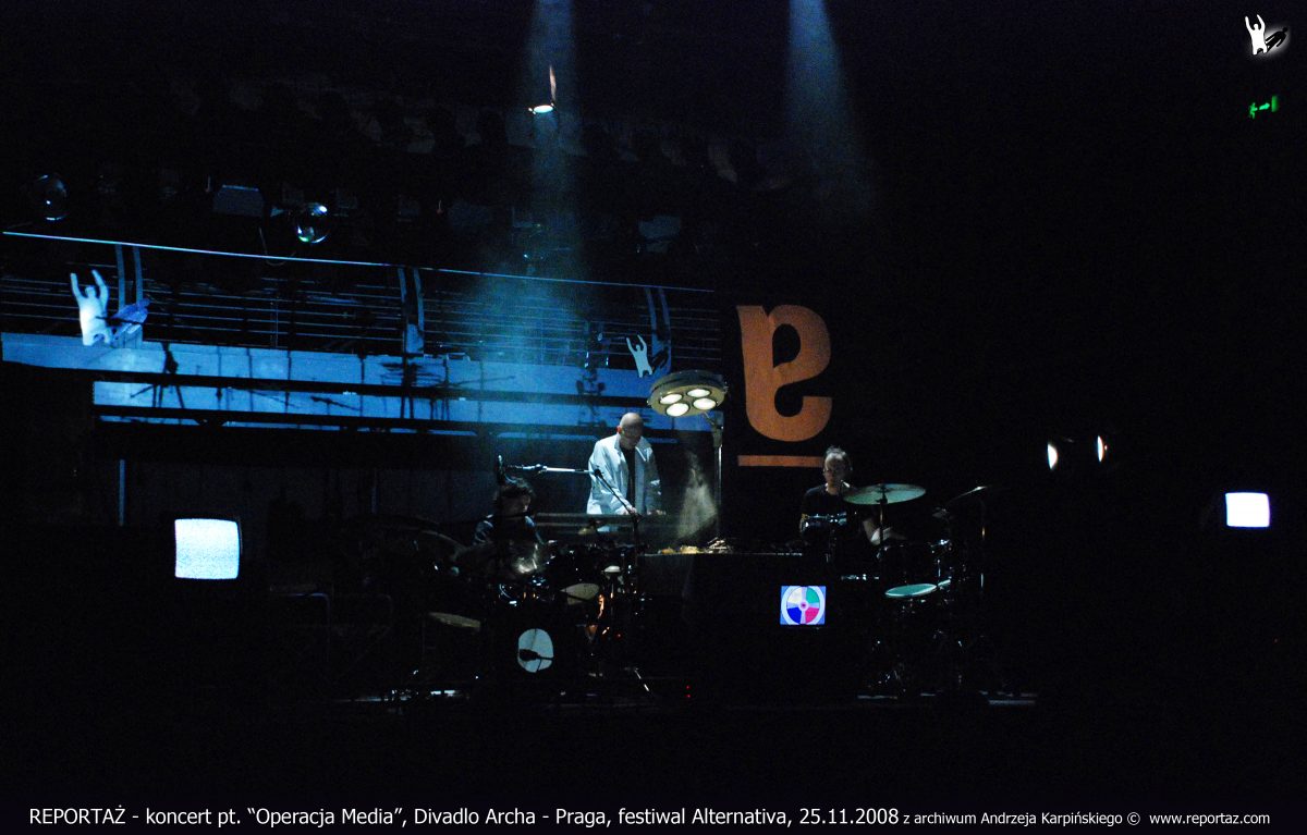 Reportaz & Chris Cutler, Divadlo Archa, The Media Operation, Praga 2008