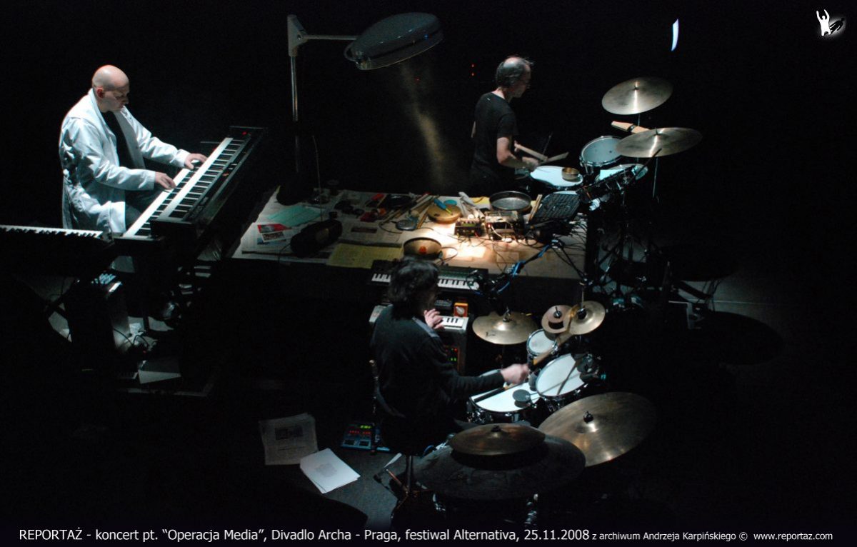Reportaz & Chris Cutler, Divadlo Archa, The Media Operation, Praga 2008